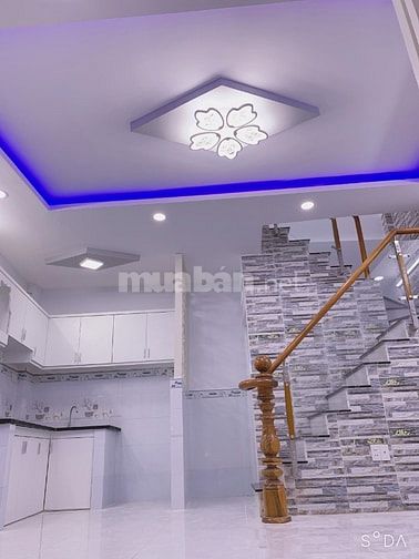 Bán nhà đẹp Hẻm 900 Trần Hưng Đạo. DT : 25m, 2 phòng ngủ. 2wc