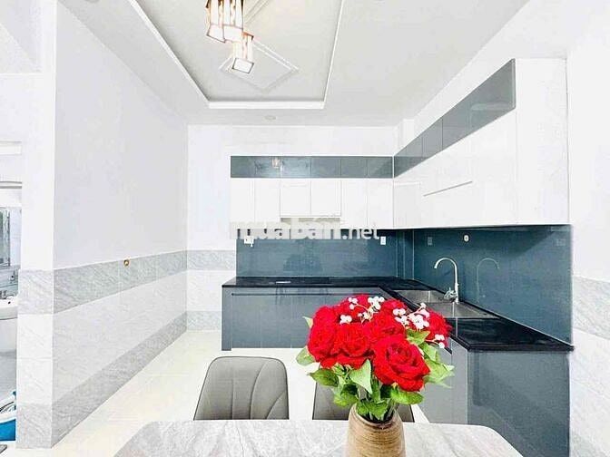 chính chủ bán nhà hẻm xe hơi 1806/127 /huynh tan phát thị trấn nhà bè