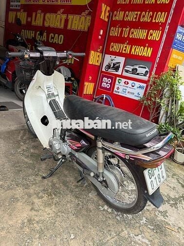 Dream up full super.máy bao êm ái.xe rất đẹp.ngon