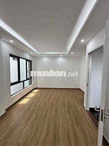 Tô Vĩnh Diện Lô góc, Nhà Đẹp, Cách oto 20m, DT 40m x 5 tầng