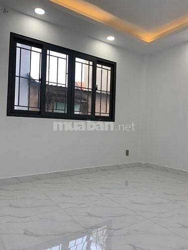 Bán nhà mới xây 100% - Hẻm Xe Hơi 300 Trần Đình Trọng.