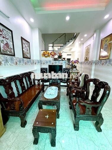 ĐHT 17- NGAY NGÔI SAO XANH- 4 LẦU- 60M- HXH 6M P. ĐÔNG HƯNG THUẬN- Q12