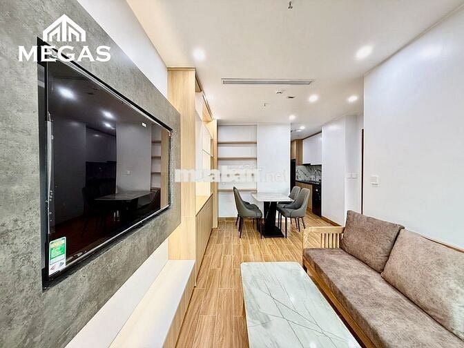 CHO THUÊ 1 NGỦ BAN CÔNG FULL NỘI THẤT NGAY LẠC LONG QUÂN, TÂY HỒ
