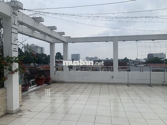 Bán tòa nhà CHDV dòng tiền 800tr/năm đất vàng Thủ Đức chỉ 29 tỷ