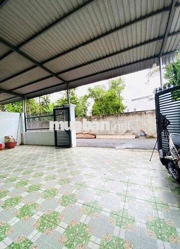 GẤP!!! NHÀ C4 ( 9x24 )- SÂN OTO, HẺM NHỰA, THỦ DẦU, 3 ĐỒNG TL