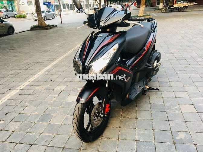 HONDA AIR BLADE 125 FI BẢN ĐEN SẦN CHÍNH CHỦ 2017