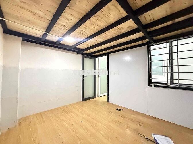 Căn hộ thiết kế 2 không gian ngủ, 1 trệt 1 lầu - Đi bộ qua Hutech 2p