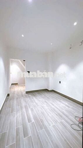 🏡 GIÁ TỐT HOÀNG DIỆU QUẬN 4 — HẺM RỘNG 4 MÉT — 3 TẦNG SANG TRỌNG 🏡