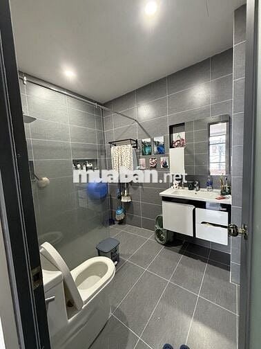 NHÀ KHÁNH HỘI Q4- 3 LẦU ĐÚC - 43m2 NỞ HẬU- GIÁ 7 TỶ TL