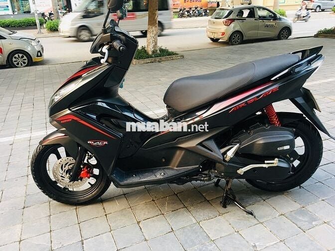 HONDA AIR BLADE 125 FI BẢN ĐEN SẦN CHÍNH CHỦ 2017