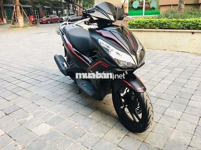HONDA AIR BLADE 125 FI BẢN ĐEN SẦN CHÍNH CHỦ 2017