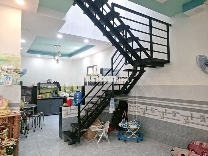 Gi.ảm 1.1tỏi-Nhỉnh 3đ-Nhà Nguyễn Văn Linh Quận7-88m2 -ngang 6,8m-hxh