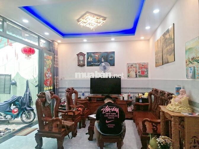 Gi.ảm 1.1tỏi-Nhỉnh 3đ-Nhà Nguyễn Văn Linh Quận7-88m2 -ngang 6,8m-hxh