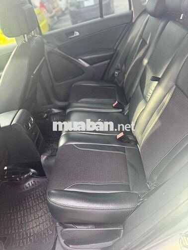 Volkswagen Tiguan 2009 2.0 AT TDI - 30000 km