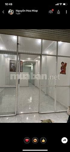 Cần bán nhà sát mặt tiền đường cmt8, gần ga xe metro số 2.