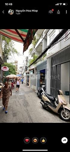 Cần bán nhà sát mặt tiền đường cmt8, gần ga xe metro số 2.
