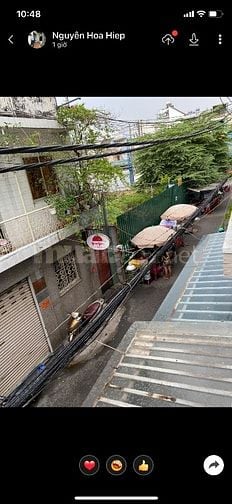 Cần bán nhà sát mặt tiền đường cmt8, gần ga xe metro số 2.