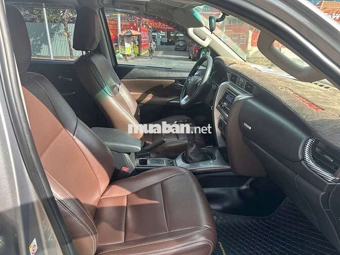 Toyota Fortuner 2.4G 2018 sàn dầu nhập Indonesia