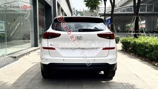 Hyundai Tucson 2.0 AT Tiêu chuẩn 2021