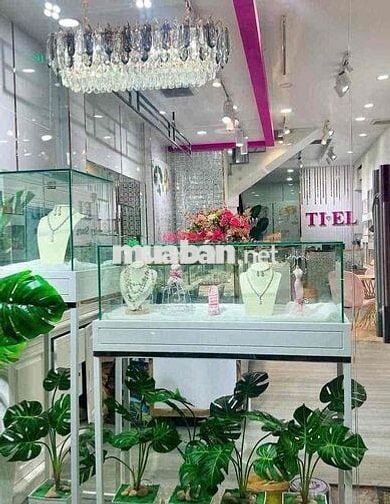 Nhà mặt tiền Phạm Văn Hai, p3, Tân Bình 9pn 5wc 4*20 kd đa ngành