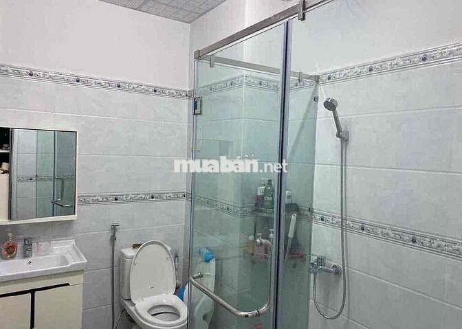 Nhà mặt tiền Phạm Văn Hai, p3, Tân Bình 9pn 5wc 4*20 kd đa ngành