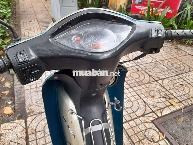 Wave HQ 100 may êm  đề kèn đăy đủ b sot