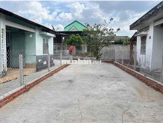 BÁN ĐẤT NHƠN TRẠCH HXH, DT 120 M GIÁ 1 T7 , ĐƯỜNG HÙNG VƯƠNG