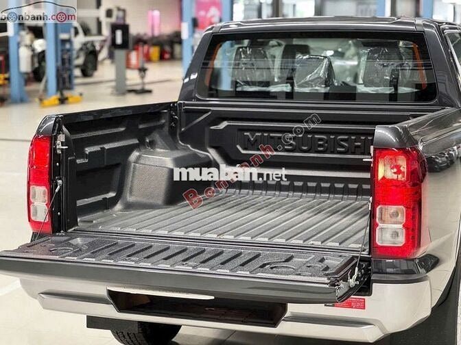 Mitsubishi Triton GLX 2WD AT 2025