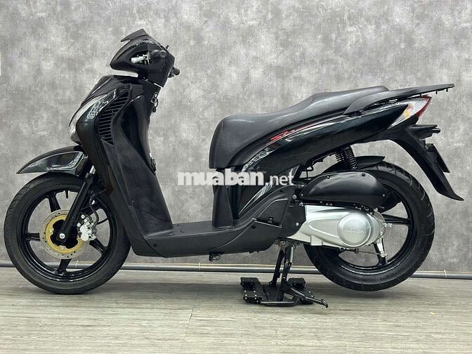 Honda SH nhập ý