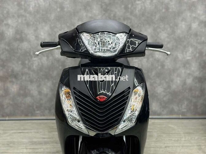 Honda SH nhập ý