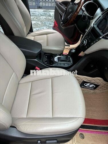 HYUNDAI SANTAFE FULL XĂNG SX 2017 STĐ 2 CẦU