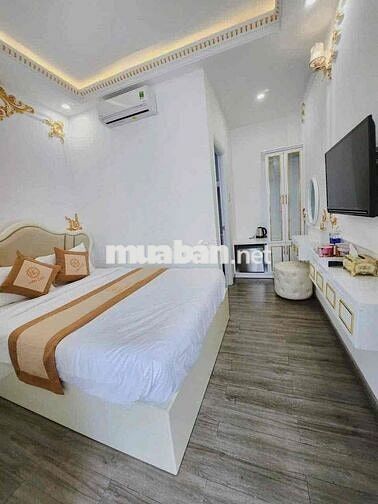 Bán nhà góc 2 mặt tiền làm khách sạn cao cấp KDC Hồng Phát