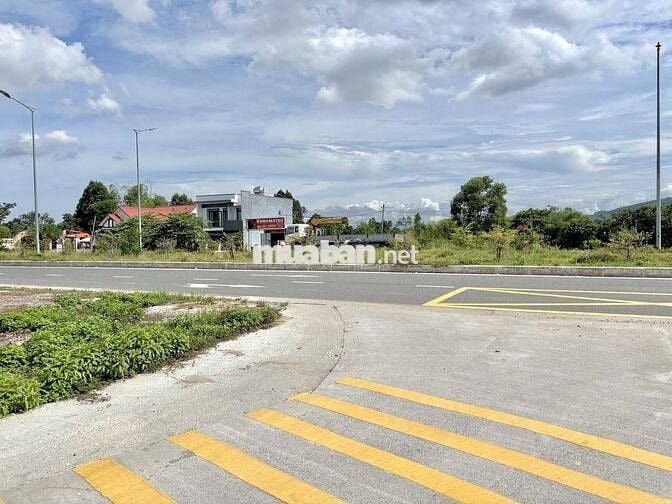 🥰 8XX TRIỆU GIÁ *** THỊ TRƯỜNG SỠ HỮU NGAY LỘC KHƯƠNG DOWNTOWN🤙