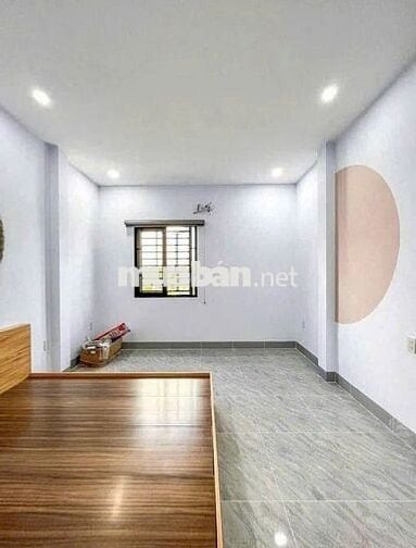 Nhà 2 tầng Sài Gòn chỉ 399 triệu
