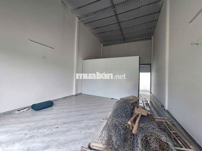 Cho Thuê Mặt Bằng * 6x20m * Có Sân Trước Rộng.