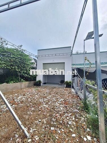 Cho Thuê Mặt Bằng * 6x20m * Có Sân Trước Rộng.