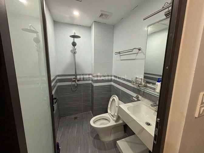 Bán nhà 6 tầng thang máy MT 5.5 m mới 100% số 118 ngõ 296 Minh Khai