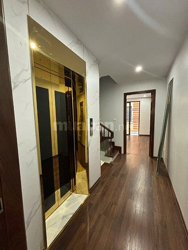 Bán nhà 6 tầng thang máy MT 5.5 m mới 100% số 118 ngõ 296 Minh Khai