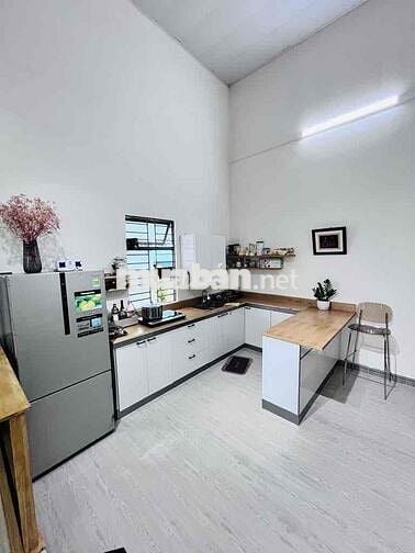 Diện Bự Chảng - Quận 8 - 90m2 - 4 phòng - Hiện Hữu - chỉ 4ty65