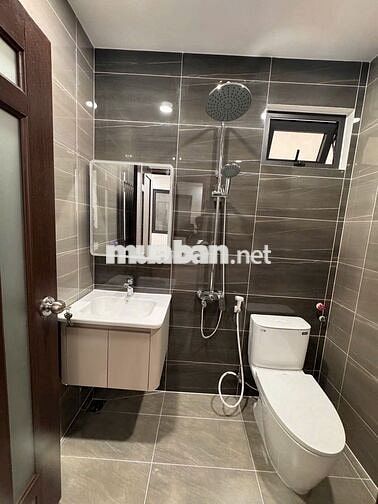 Nhà 2 tầng Sài Gòn chỉ 399 triệu