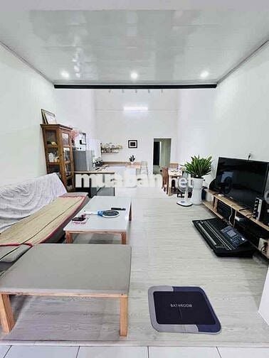Diện Bự Chảng - Quận 8 - 90m2 - 4 phòng - Hiện Hữu - chỉ 4ty65