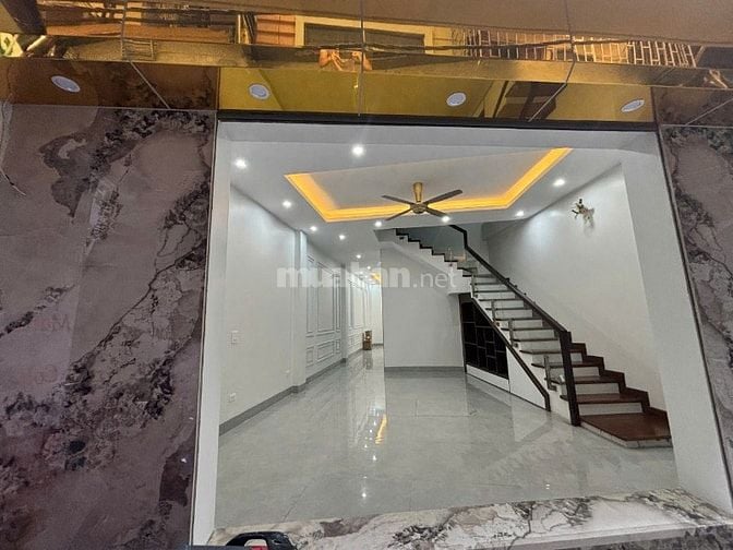 Bán nhà 6 tầng thang máy MT 5.5 m mới 100% số 118 ngõ 296 Minh Khai