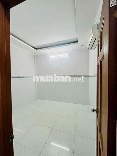 BÁN CĂN NHÀ TÂM HUYẾT
TRỆT RỘNG MỚI KIÊN CỐ - GIÁP KDC 91B VÀO 300m