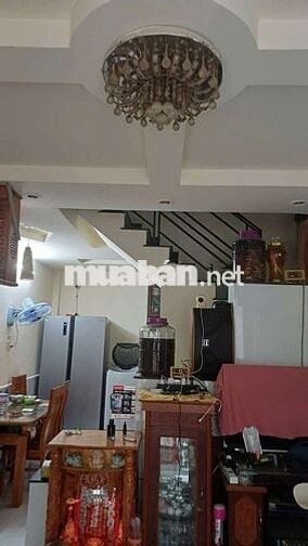 Bán nhà sổ chung, 3người đứng chung 1sổ,mua bán kí chuyển nhượng.