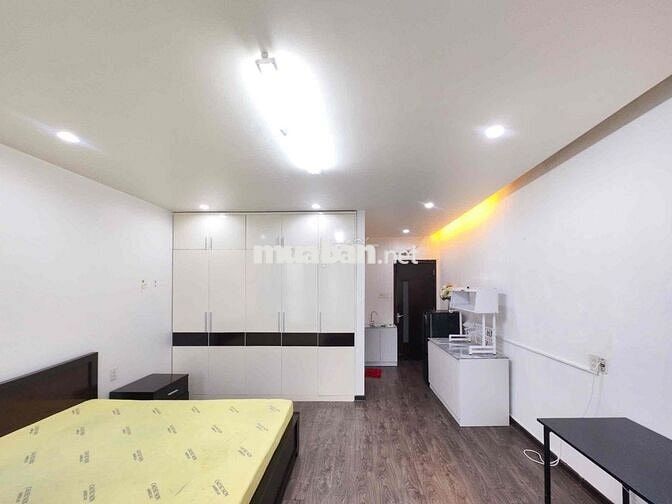 👉Y HÌNH 35m2- 5tr5 ban công lớn - gần TDT - FULL NỘI THẤT nhà mới.