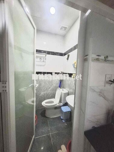 DUPLEX SINH VIÊN GIÁ RẺ - CÓ THANG MÁY THUẬN TIỆN ĐH Y DƯỢC Q5