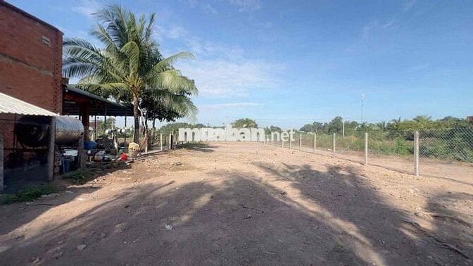 HIẾM CÓ ĐẤT THỔ CƯ 12x60Mét NGAY TRUNG TÂM GIÁO DỤC & ĂN UỐNG GÒ DẦU