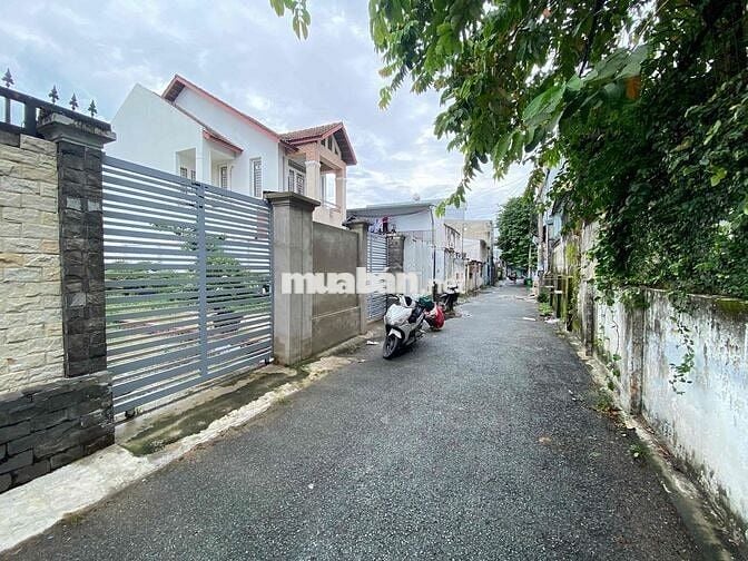 bán đất thổ cư giá đầu tư 8,5 tỷ mt hẻm nhựa 5m, 112m2, SHR, GPXD đủ