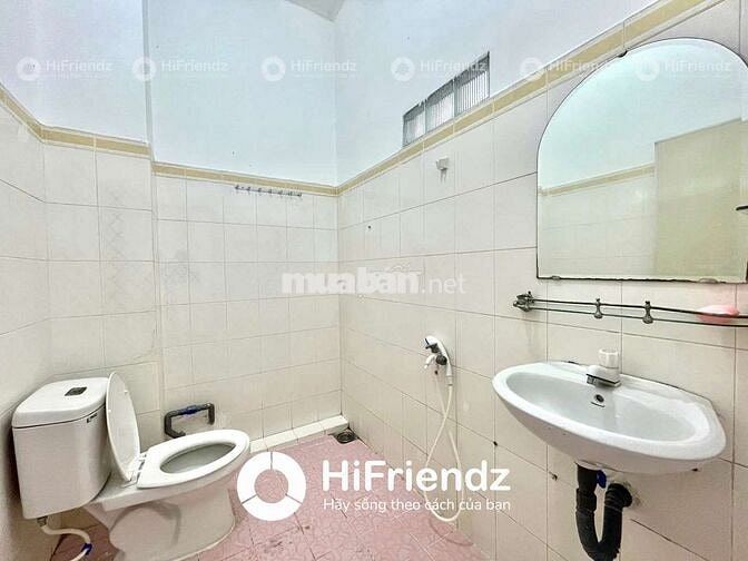 CHDV, phòng trọ giá rẻ,full nội thất cửa sổ trời, gần Q5-11-10,DT 25m2