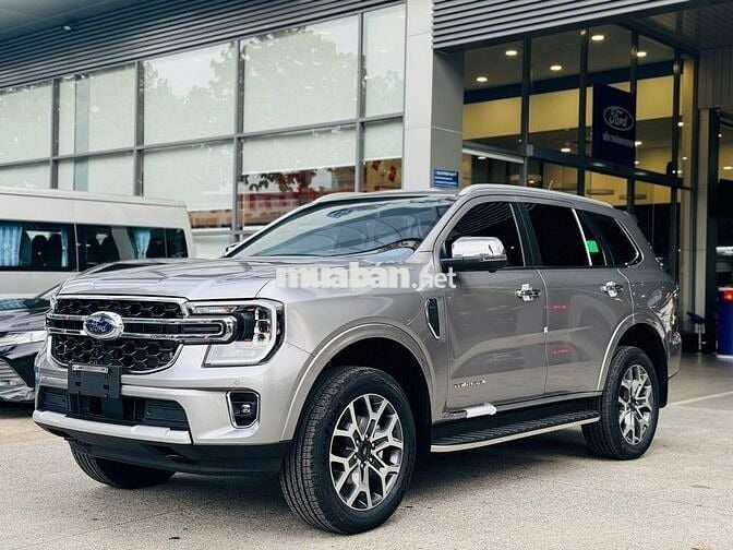 FORD EVEREST 2.0l TITANIUM (4x2)_(chưa lăn bánh)